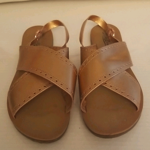Bold Copper Sandal. - Picture 2 of 3